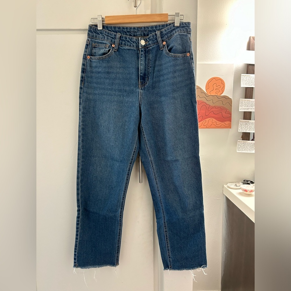 Straight leg jeans. Size 8